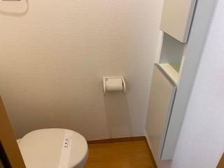 【トイレ】　温水洗浄便座設置します