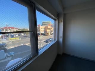 �y���ԁE���r���O�z�@