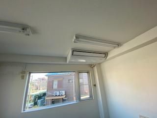 �y���ԁE���r���O�z�@