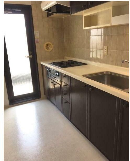 �y�L�b�`���z�@