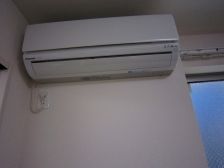 �y���̑��ݔ��z�@�G�A�R��