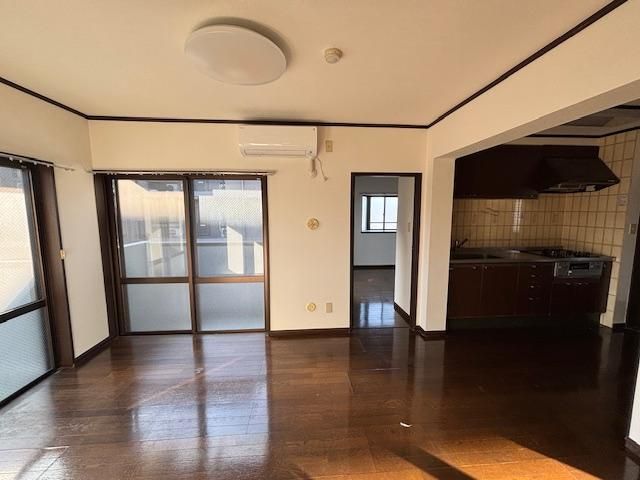 �y���ԁE���r���O�z�@