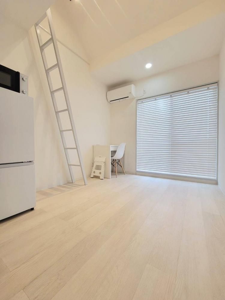 �y���ԁE���r���O�z�@