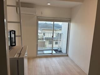 �y���ԁE���r���O�z�@